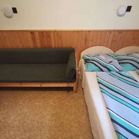 Homestay Platan Ueduelo Balatonlelle