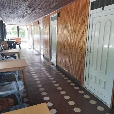 Platan Ueduelo Homestay *