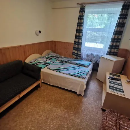 Platan Ueduelo Homestay Balatonlelle